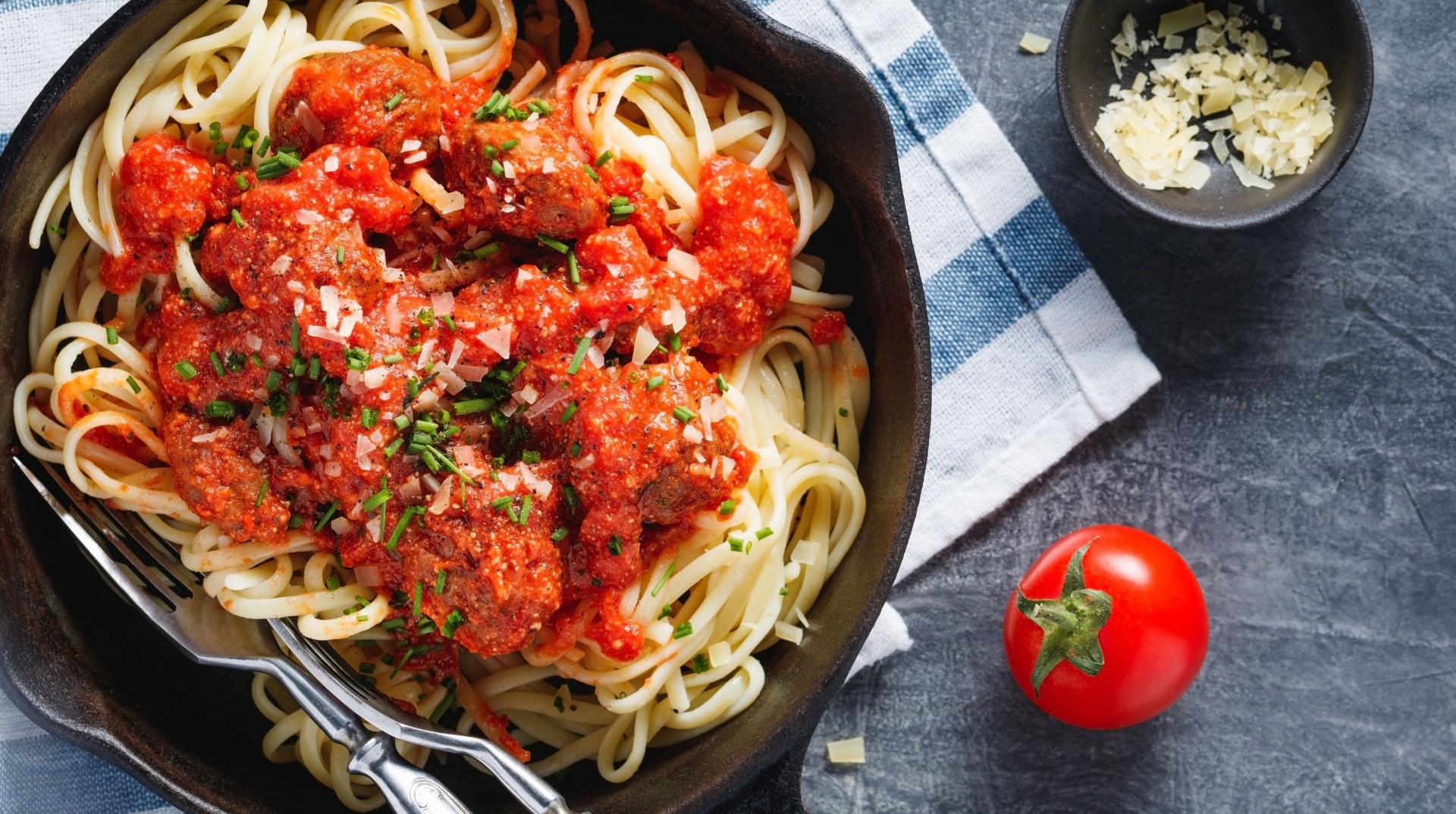 Belmorso Pronto Spaghetti - Hot Sundried Tomato Pesto Large
